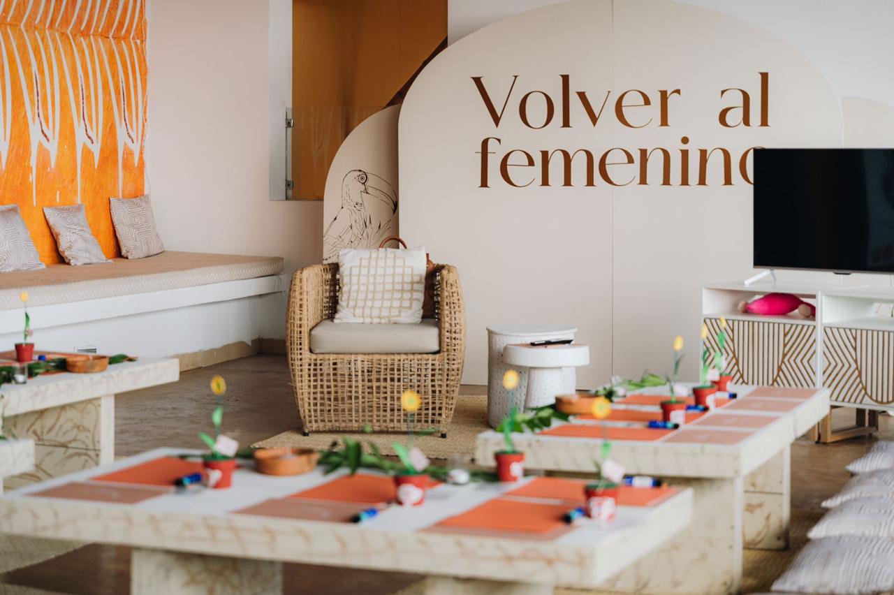 Espacio del retiro Volver al femenino